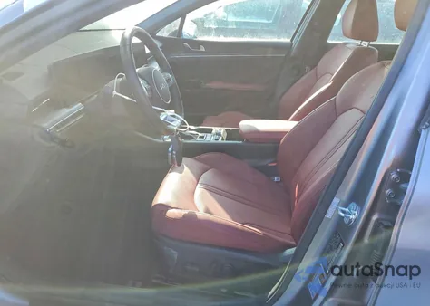 2025 Kia K5 Gt Line z USA, uszkodzony, nr VIN KNAG64J77S5326851